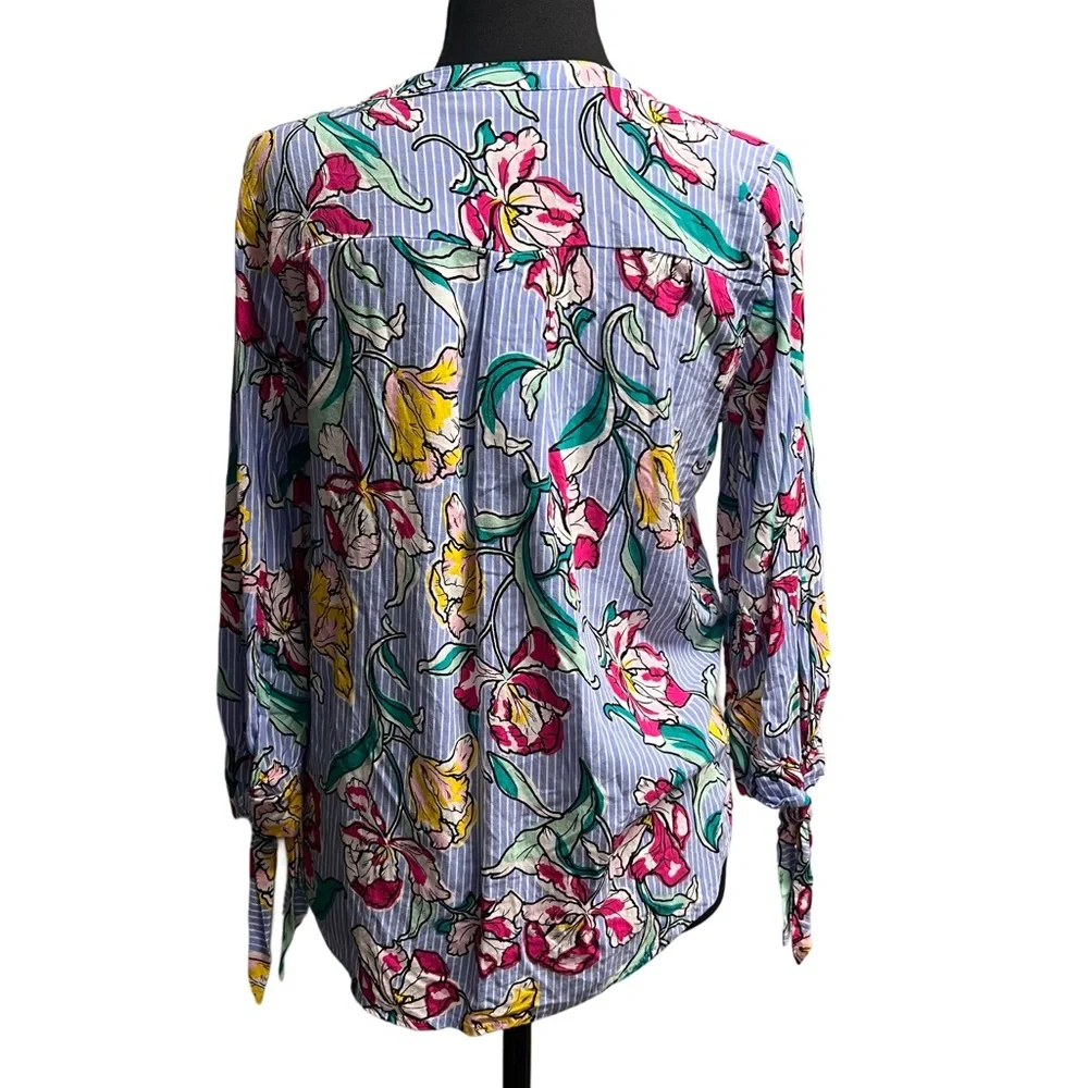 Apt. 9 Iris Floral V-Neck Rayon Blouse size Medium - Picture 2 of 4